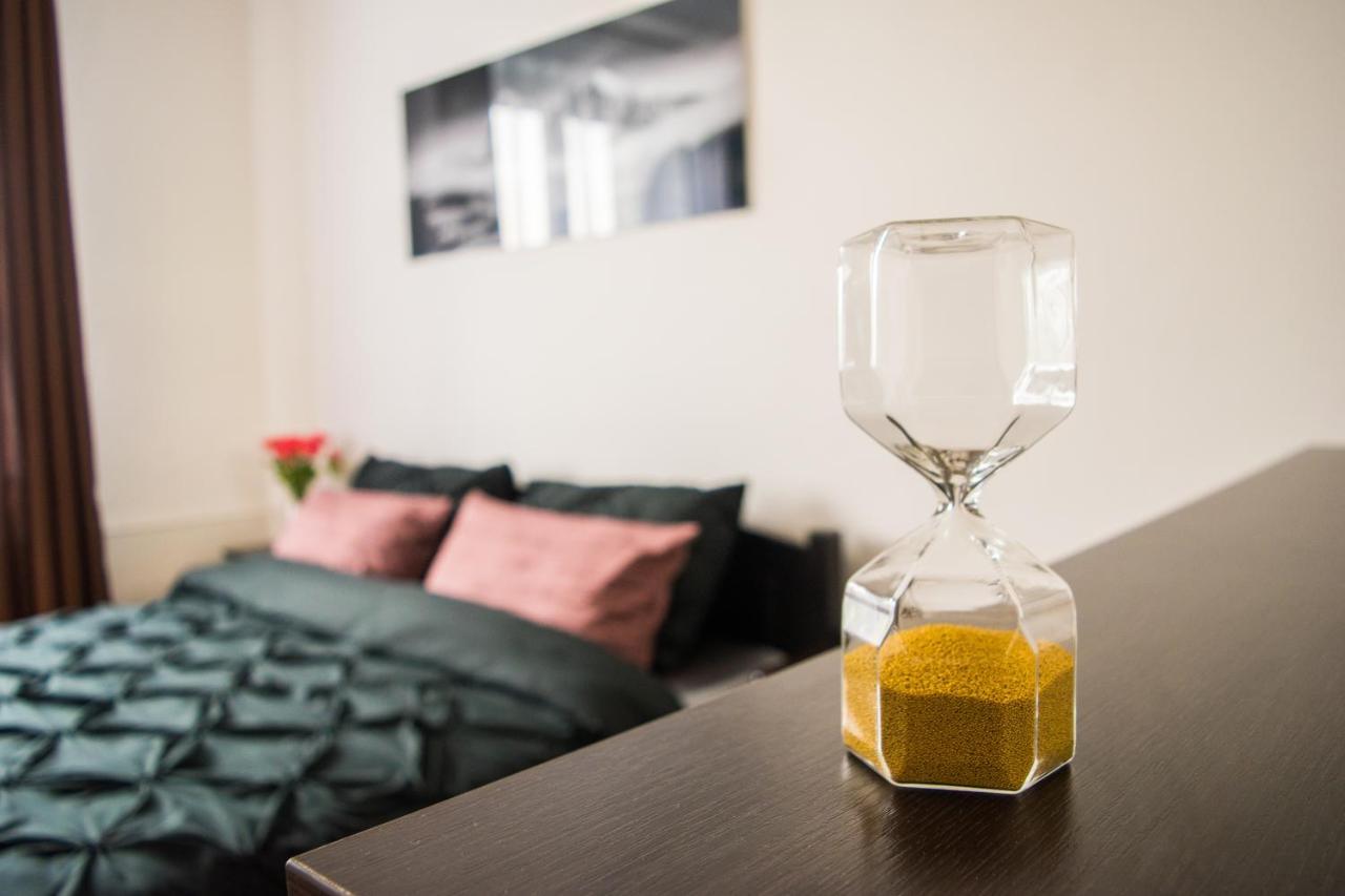 Apartman Jnj Velkomoravska أولوموك المظهر الخارجي الصورة